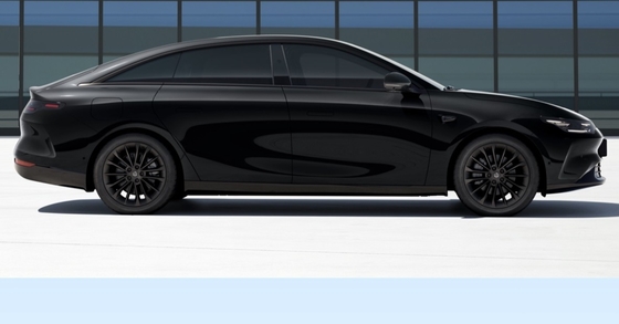 Ling Pao C01 Pure Electric Blue 316KM Battery Life -Made Extended-Range Energy Vehicle