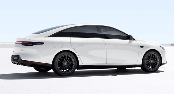 Ling Pao C01 Pure Electric Blue 316KM Battery Life -Made Extended-Range Energy Vehicle