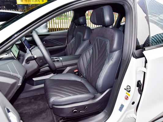 Eco-Friendly The Changan Deepal SL03 705km Max Pure Electric 4-Door 5-Seater Vehicle