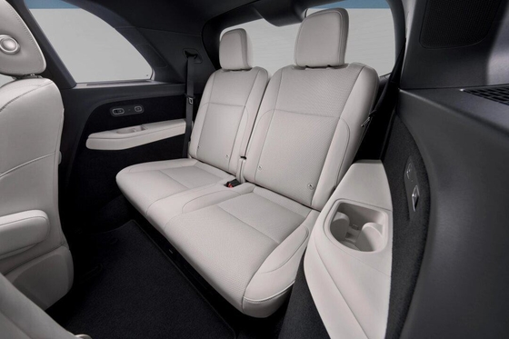 Grey Metallic Paint and Leather Seat LiXiang L8 Air SUV with Intelligent Driving
