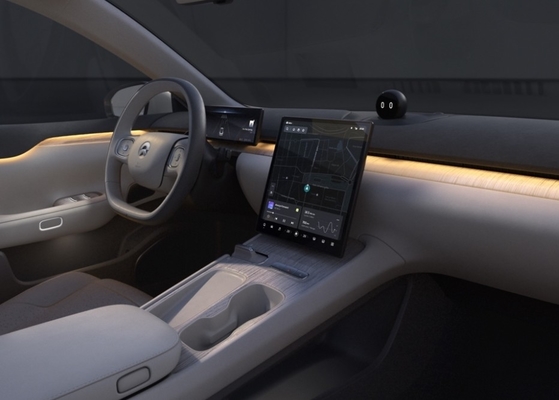 NIO ET7 Deep Space Black 4-Door 5-Seater Electric Sedan with Embracing Cockpit Concept