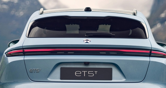 Upgrade Your Mid-Size Vehicle with NIO ET5T Electric Sedan's Innovative Dimming Feature