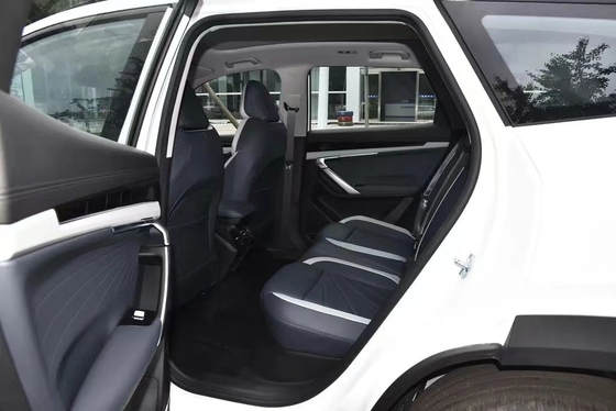 Geely Atlas 2023 1.5T Chinese Car 5 Sets Sale with Maximum Power of 150-200Ps and TPMS