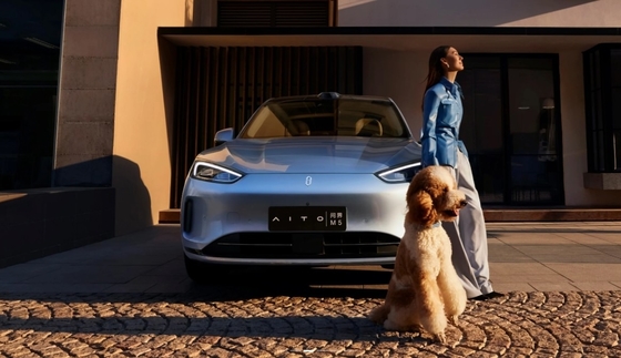 Aito M5 EV SUV The Perfect Combination of Performance and Efficiency from 's Top