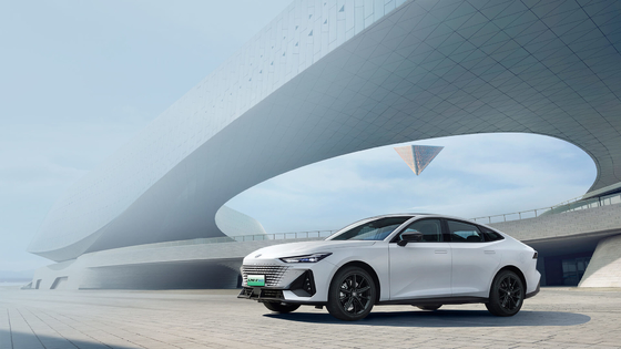 2024 NUNI-v Pure Battery Life 113KM Electric Hybrid Coupe 1.5T Lithium Phosphate Battery