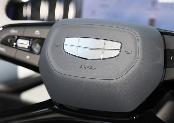 Geely Boyue L 5-Seater SUV 1.5T ABS Gasoline Engine Multi-Function Steering Wheel Aluminium Alloy